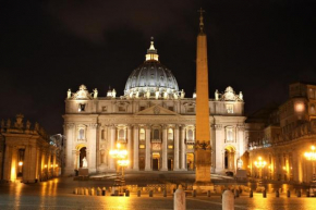 Minohouse Vatican view
